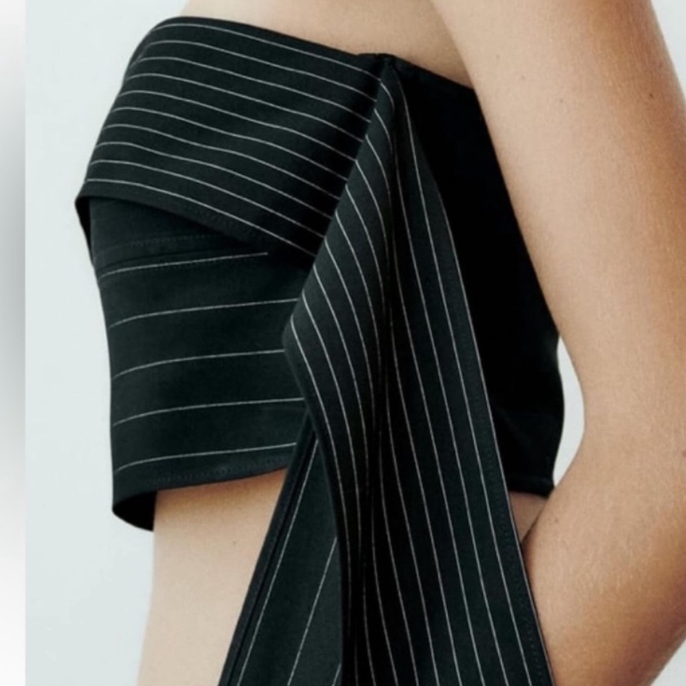 New ZARA STRAPLESS STRAIGHNECK MULTI POSITION CROP TOP - Picture 3 of 15